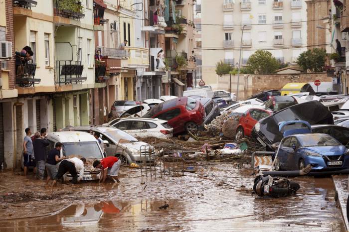 Spain faces its deadliest floods in decades 