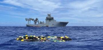 New Zealand naval vessel runs aground near Samoa, says Defence Force 