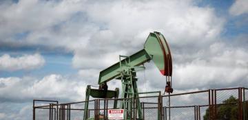 Oil prices drop due to fears of potential economic slowdown in China 