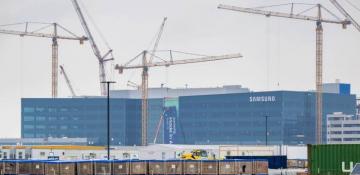 Samsung delays equipment deliveries for Texas chip plant