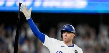 Freddie Freeman’s historic grand slam secures Dodgers’ game 1 victory over Yankees