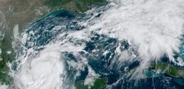 When is Hurricane Milton expected to reach Florida? 