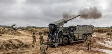Ukraine acquires 12 French CAESAR self-propelled howitzers