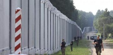 Unidentified balloon detected near Poland-Belarus border; investigation launched 
