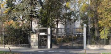 Poland shuts down Russian Consulate due to alleged sabotage attempts 