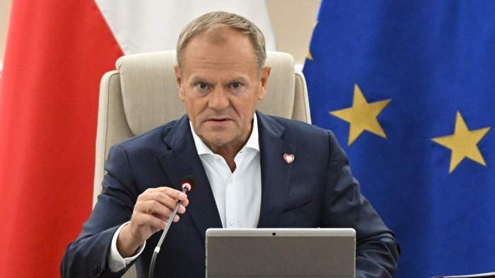 Poland to temporarily suspend right to asylum, PM Tusk says 