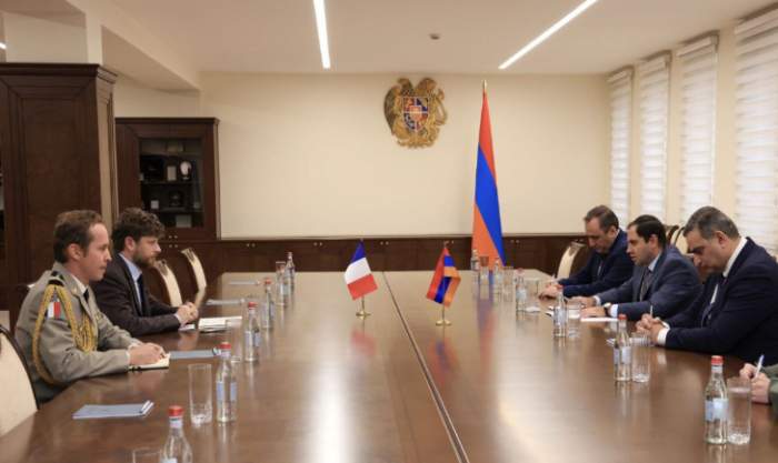 Yerevan and Paris mull military-technical co-op