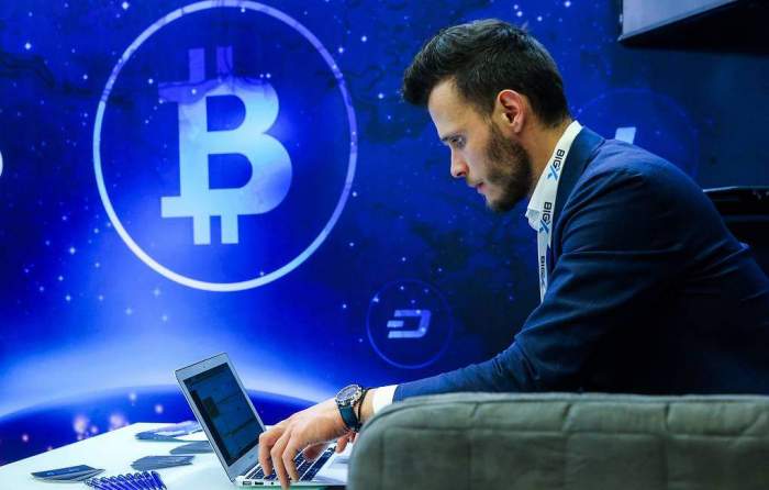 Bitcoin hits new all-time high