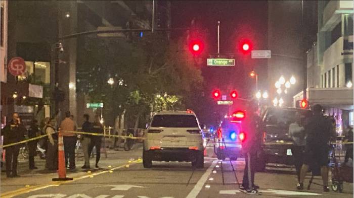 2 killed, 6 wounded in mass shooting in US city of Orlando