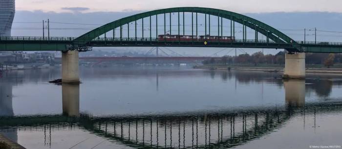 Serbia begins demolition of the German Bridge amid public protests 