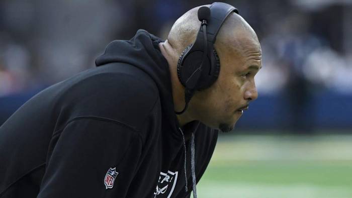 Raiders fire three coaches after losing fifth straight game 