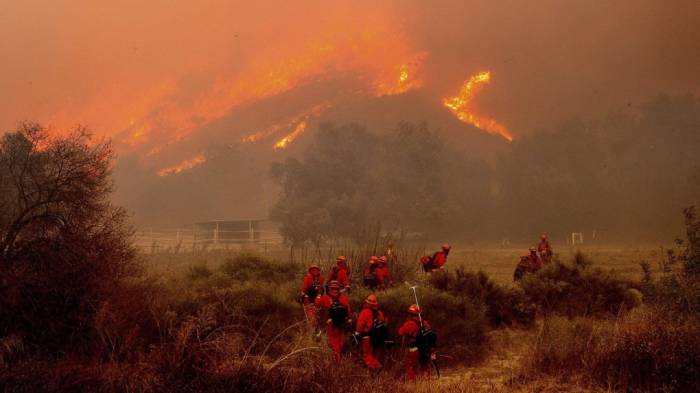 Thousands evacuated as wildfire continues to spread in California