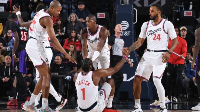 NBA: Clippers hold on to beat Raptors 105-103 for fourth straight win