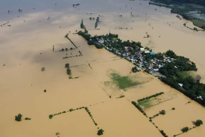 Philippines orders evacuations as Typhoon Usagi approaches amid ongoing storm recovery