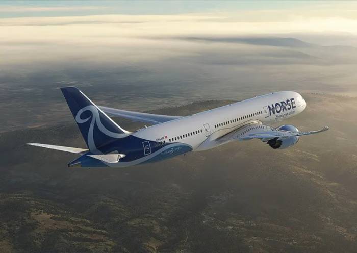 Brno-Phuket flight makes coordinated stop in Baku to refuel