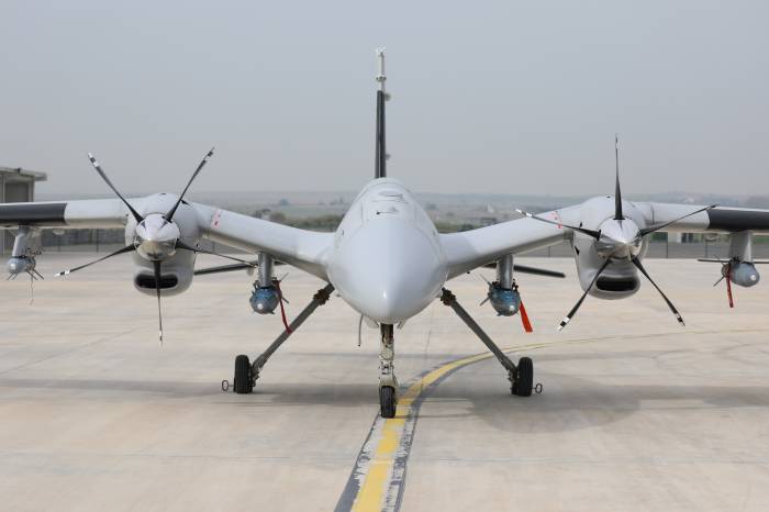 Türkiye’s Bayraktar AKINCI UCAV successfully completes firing tests -  VIDEO 