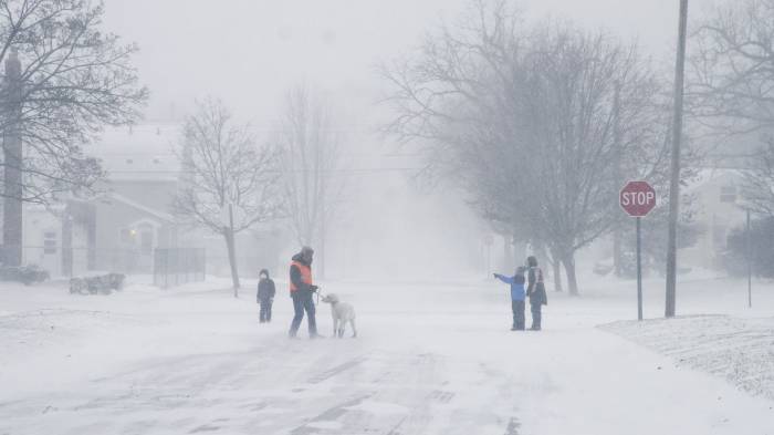 US braces for first powerful winter storm