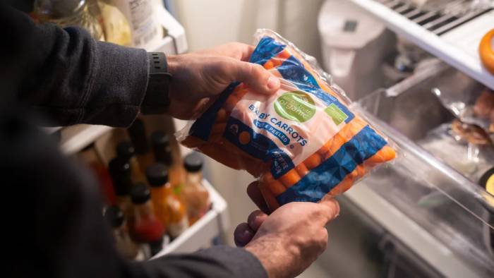 E. coli outbreak tied to organic carrots claims one life, sickens dozens across US 