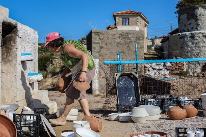 News about - Greek potter keeps ancient ways alive, wins UNESCO recognition - PHOTO