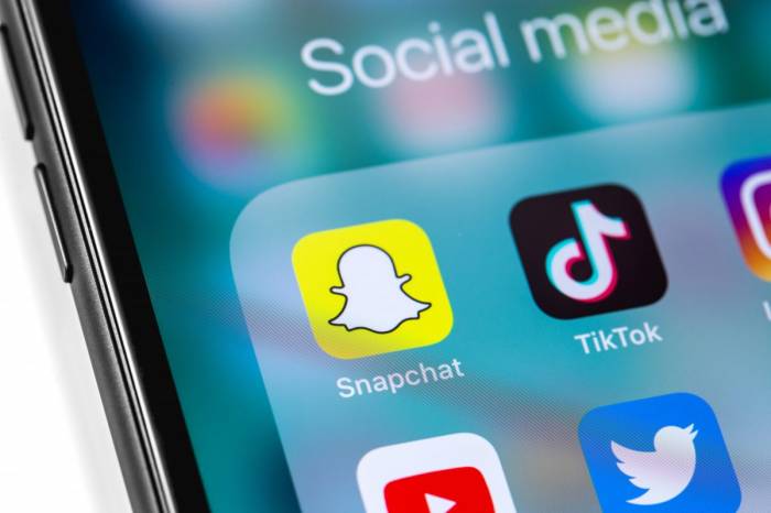 Albania considers banning TikTok, Snapchat 