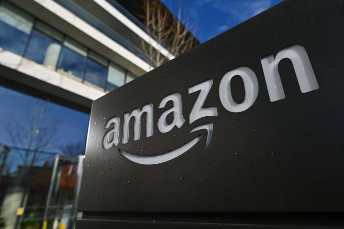 Amazon invests $4B more in AI startup Anthropic 