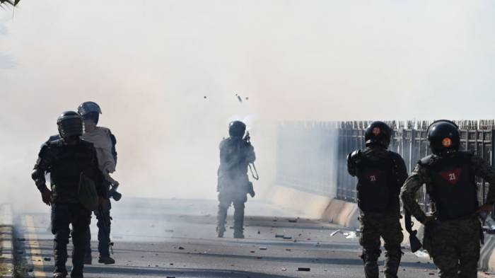 Pakistan police fled as Imran Khan supporters took over Islamabad 