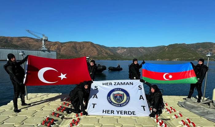 Azerbaijani, Turkish naval forces fulfill tasks during joint drills