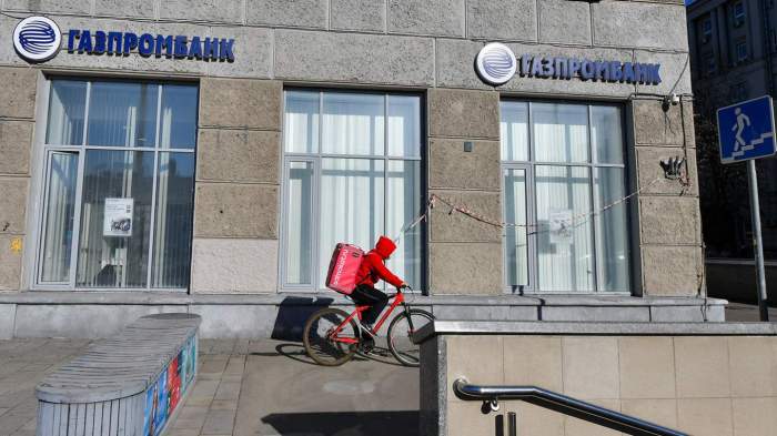 Gazprombank’s UnionPay cards no longer serviced in several countries 
