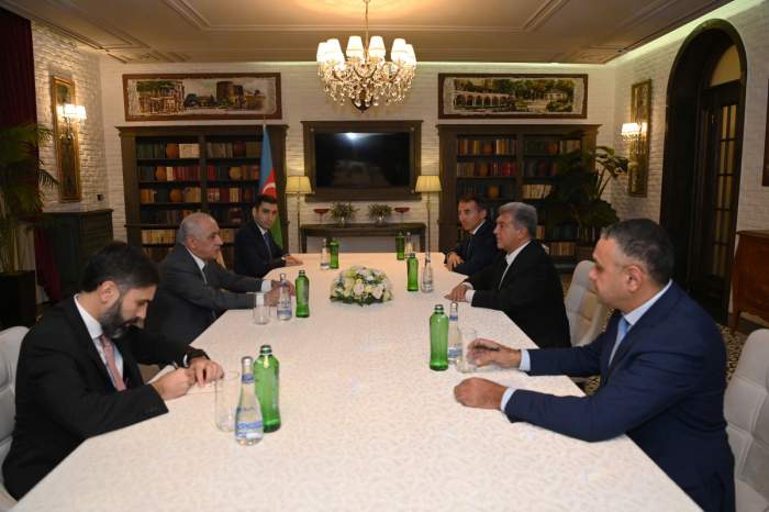 Prime Minister Ali Asadov met with President of FC Barcelona 