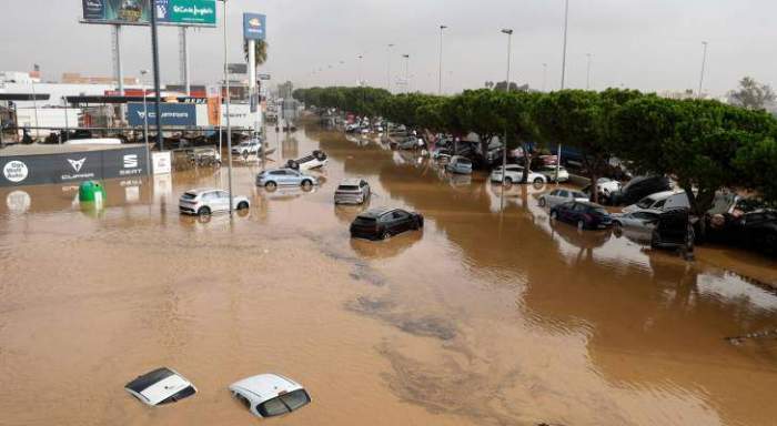 Spain: 89 people still missing from deadly floods in Valencia