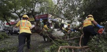 Cleanup underway in Taiwan after Typhoon Kong-rey leaves two dead