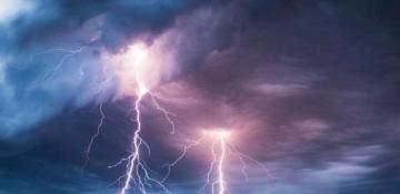 Lightning in northern Uganda leaves 14 dead and 34 injured, according to police