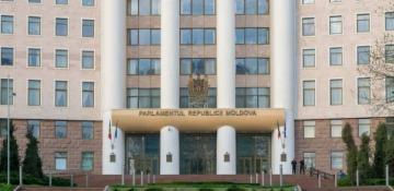 Kremlin denounces Moldova's election as undemocratic and unfair 