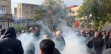 Protesters storm Abkhazia’s parliament over controversial Russian investment deal