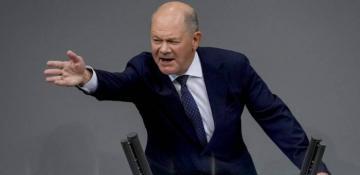 German Chancellor can't answer question on long-range missile attack on Russian territory: Reporter pushed away 