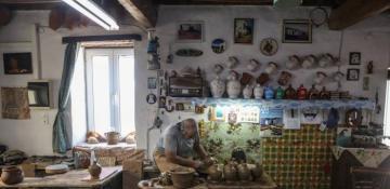 Greek potter keeps ancient ways alive, wins UNESCO recognition - PHOTO