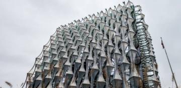 Police detonate suspicious package outside US embassy in London