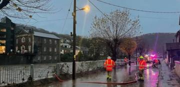 Flood warnings remain as Storm Bert causes chaos across UK -  VIDEO 