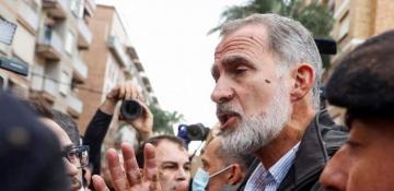 Angry crowds booed and hurled eggs at the Spanish king during his visit to flood-affected Valencia