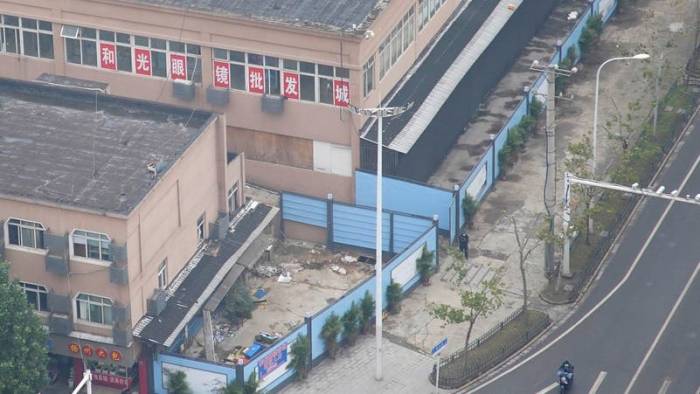 US lawmakers back COVID-19 Chinese lab leak theory after two-year probe 