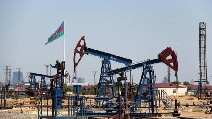 Azerbaijani oil price climbs over $76 in global markets