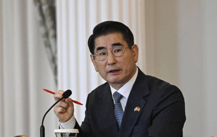 South Korea imposes travel ban on former defense minister amid treason charges 