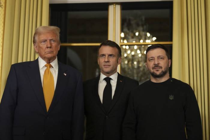 Macron brings Trump, Ukraine's Zelenskiy together ahead of Notre-Dame ceremony 