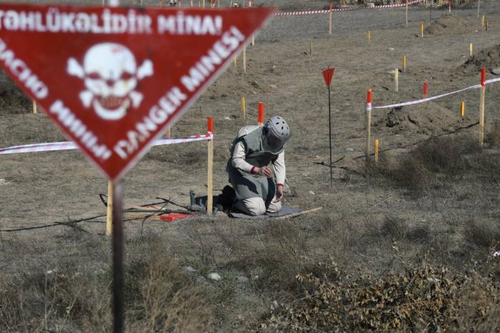 Azerbaijan continues demining operations in liberated territories