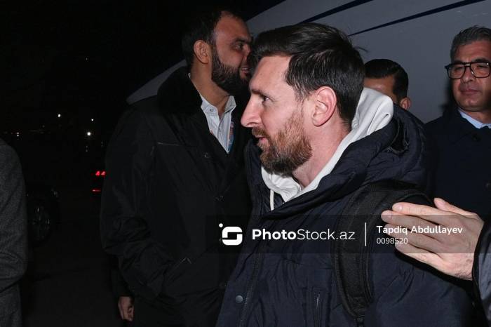 Football legend Messi arrives in Baku 