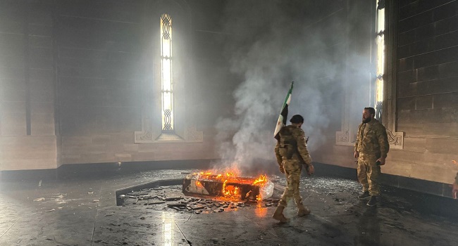 Hafez al-Assad's grave burned in Syria