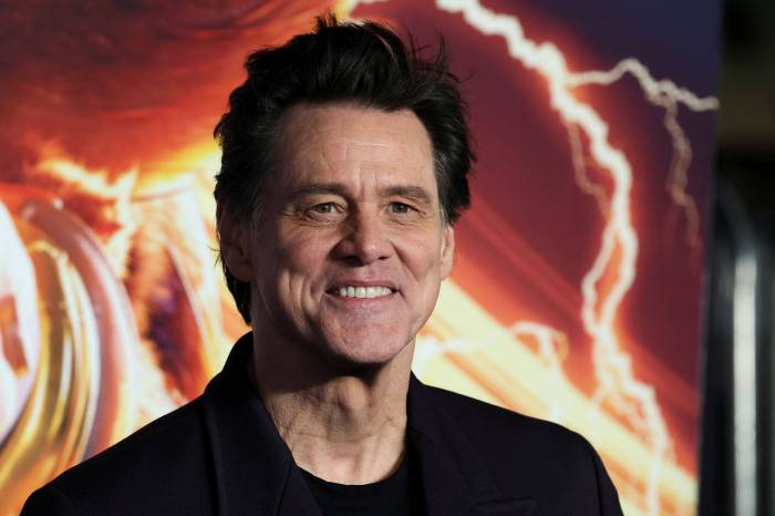 Jim Carrey returns for 'Sonic the Hedgehog 3', jokes about needing money 