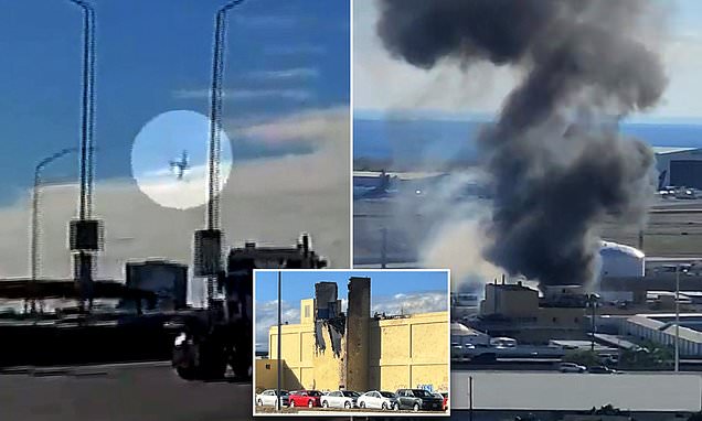 Two killed as plane crashes into building near Honolulu airport