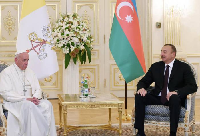 President Ilham Aliyev congratulates Pope Francis on Christmas