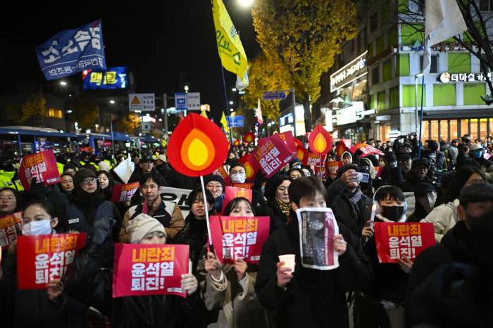 South Korean police question armored unit commander in martial law probe